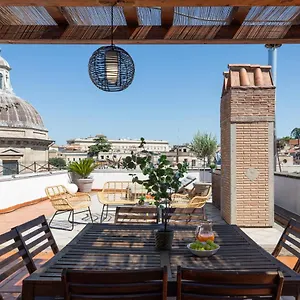https://iflat-monti-penthouse-panoramic-view.it-romehotels.com